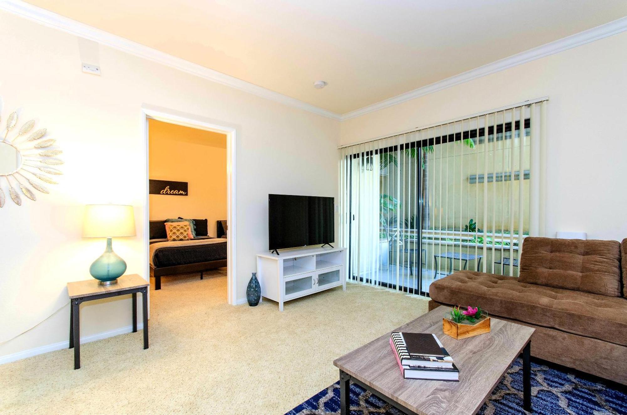 Stylish And Spacious 2 Bedroom Central Location * Los Ángeles